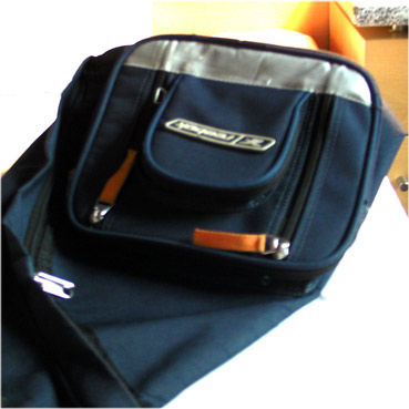 bag bought in Colombo (Sri Lanka) and whose belt was torn off in Potugal