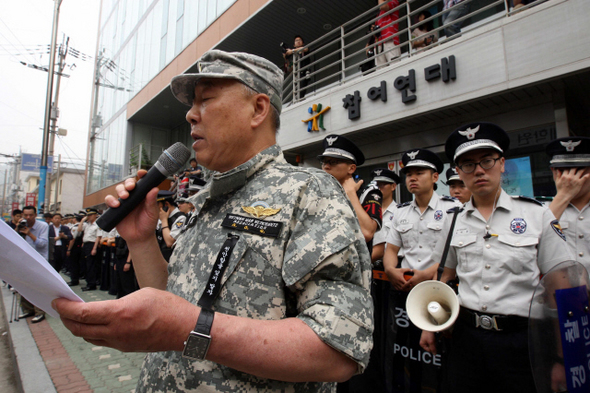 http://livedoor.2.blogimg.jp/hangyoreh/imgs/3/d/3dadde0d.jpg