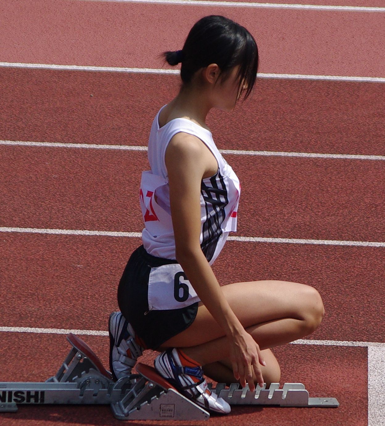 陸上女子ユニフォームえろ 