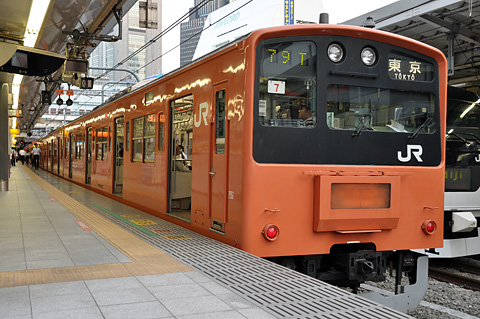 中央線201系＠新宿（その１）