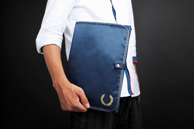 fred perry laptop case