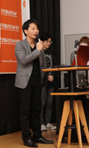 Click!
